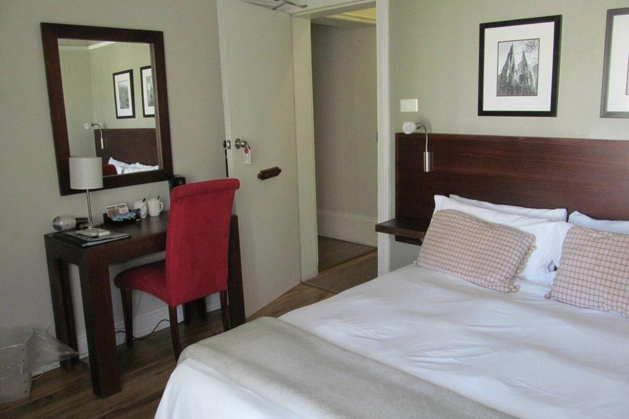 The Vic Hotel بورت اليزابيث المظهر الخارجي الصورة
