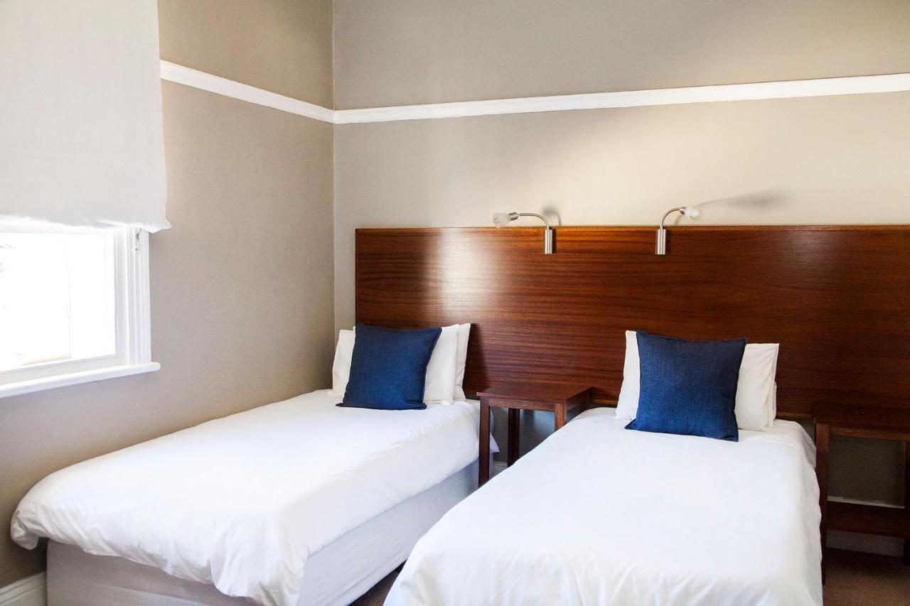 The Vic Hotel بورت اليزابيث المظهر الخارجي الصورة